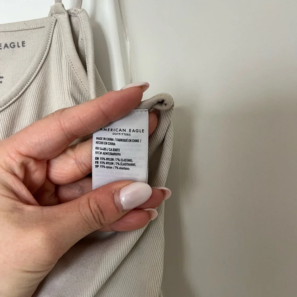 aeo | basic tank - Picture 5 of 5